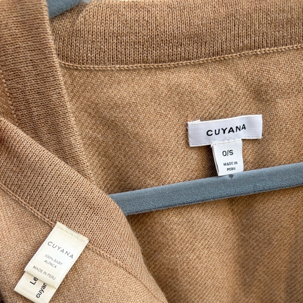 Cuyana Baby Alpaca Square Edge Cape - Picture 7 of 10